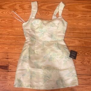 Lulu's The Brighter Side size small green dress homecoming hoco